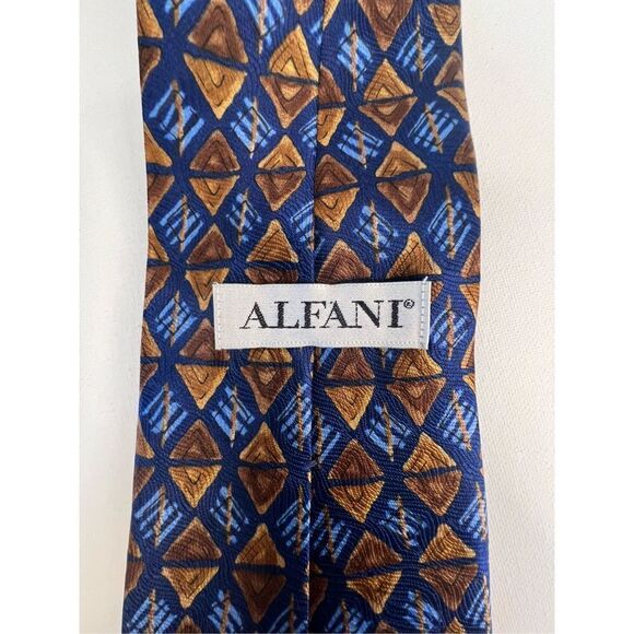 Alafani Blue and Gold Triangle Patterned 100% Silk Professional Tie - Picture 4 of 5